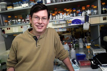 University of Texas Chemist Receives Major Grant to Improve Detection of Drug-Resistant Tuberculosis